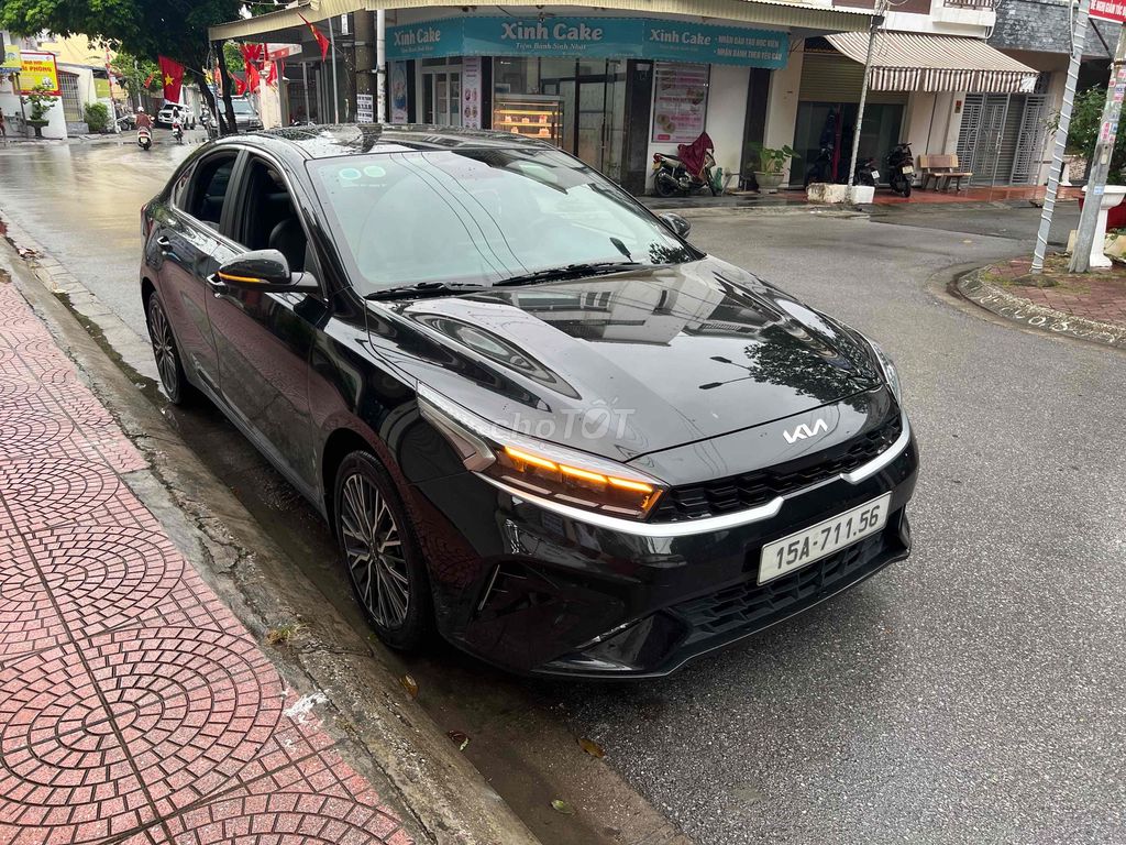 Kia K3 1.6 Premium 2025 черный 25000 км