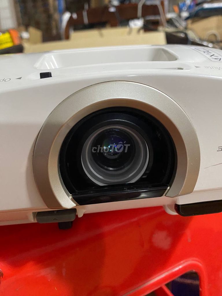 Máy in Epson EH-TW5200 hàng xách tay Nhật rất đẹp. Mua bán Đồ dùng văn phòng tại Huyện Trà Ôn Vĩnh Long được đăng bởi maximura hình 1