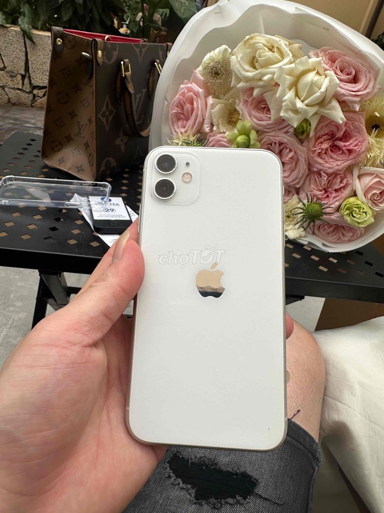 Apple iPhone 11 Trắng Đã thay màn hình. Mua bán Điện thoại tại Huyện Quế Võ Bắc Ninh được đăng bởi KuTít hình 1