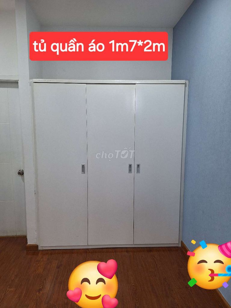 Tủ. Tủ quần áo