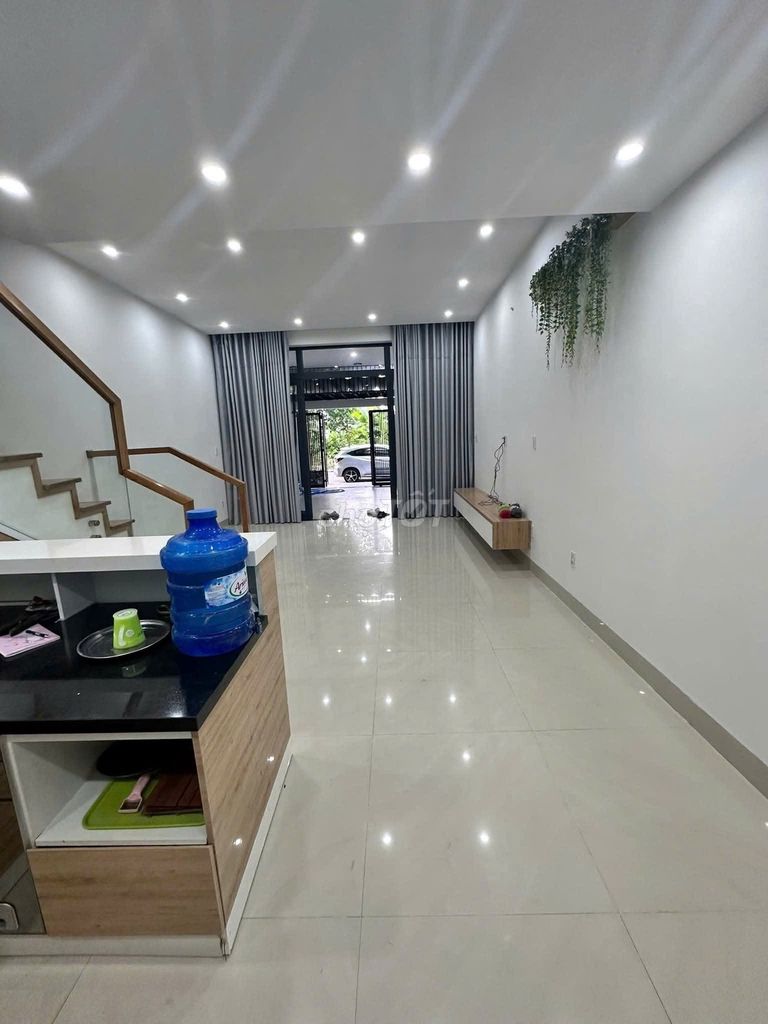 Аренда · 2 комн. · 90 м² · Quận Cẩm Lệ, ул. Cầu Trung Lương