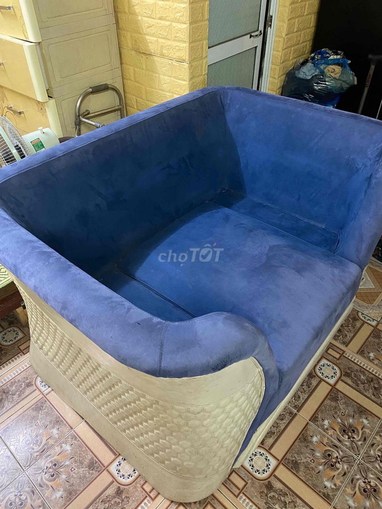 Ghế Sofa cho tặng. Mua bán Bàn ghế tại Quận Lê Chân Hải Phòng được đăng bởi Chí Hoàng hình 1