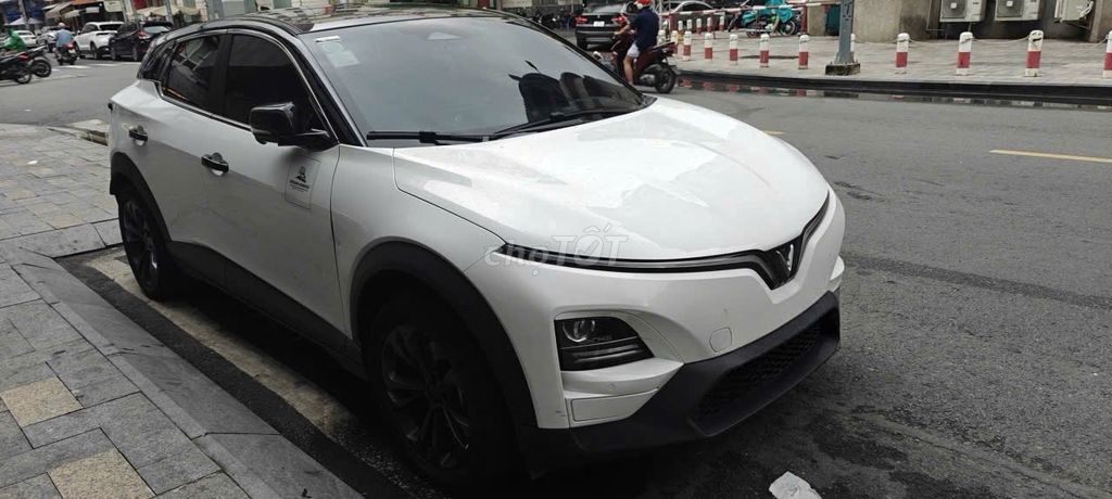 VinFast VF6 Plus 2026 Белый 10.000 км