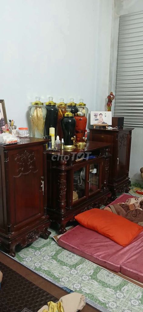 Tủ kệ tivi Gỗ Nâu đỏ Cổ điển 2.2m. Mua bán Tủ, kệ gia đình tại Quận Đống Đa Hà Nội được đăng bởi Chị My hình 1