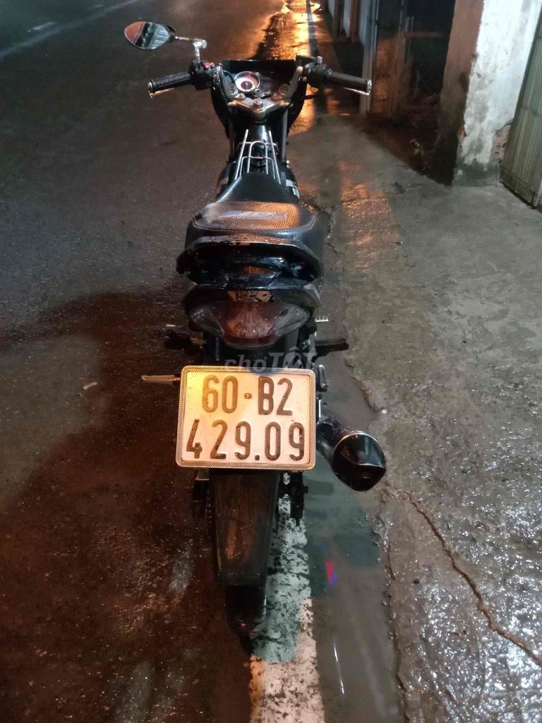 Suzuki rader 150 máy zin êm xe đẹp fun chức năng. Mua bán Xe máy tại Quận Cái Răng Cần Thơ được đăng bởi Cầm Đồ Minh Tấn hình 6