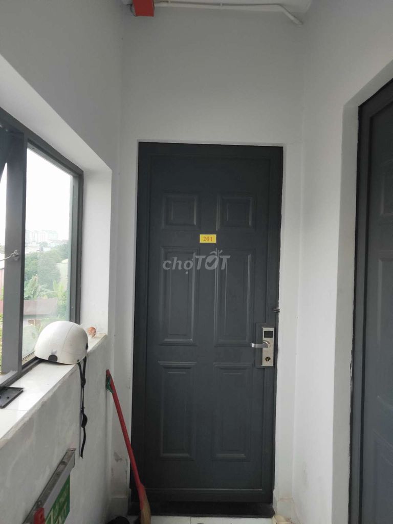 mình cần pass phòng . có thể dọn vào ở liền