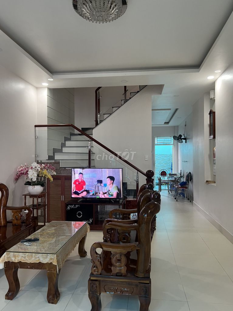 Nhà HẺM XE HƠI Nguyễn Oanh, P.17 _ 4.5m x 17m, 4T