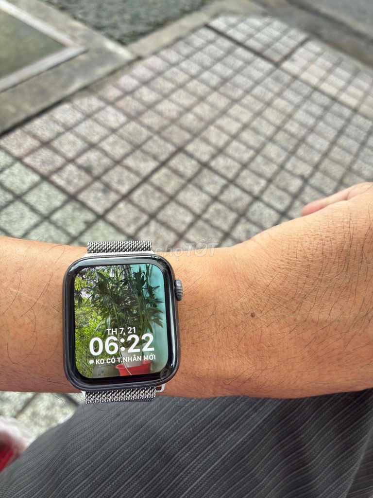 Apple Watch SE - 44mm- GPS