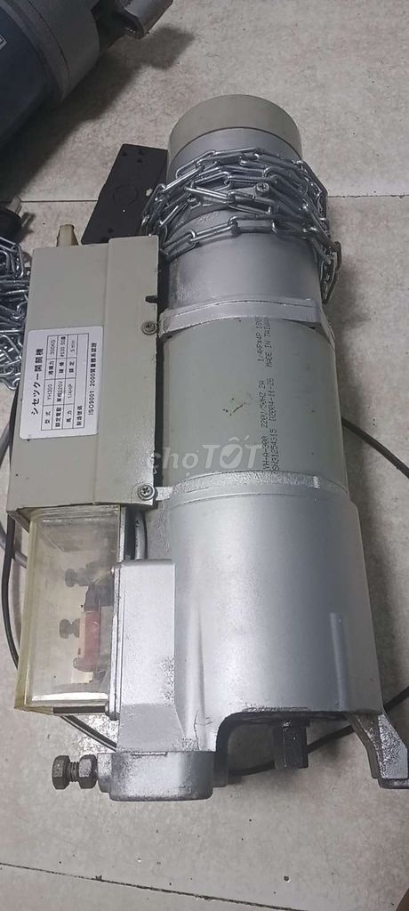 Motor cửa cuốn YH 300kg đã sử dụng. Mua bán Nội thất, đồ gia dụng khác tại Thành phố Bắc Ninh Bắc Ninh được đăng bởi Motor cửa cuốn  cũ hình 1