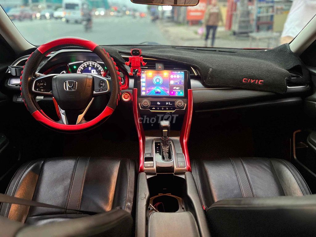 Honda Civic 2018 1.8 E - 67000 km. Mua bán Ô tô tại Thành phố Thuận An Bình Dương được đăng bởi Phạm Nguyễn Hồng Nhung hình 7