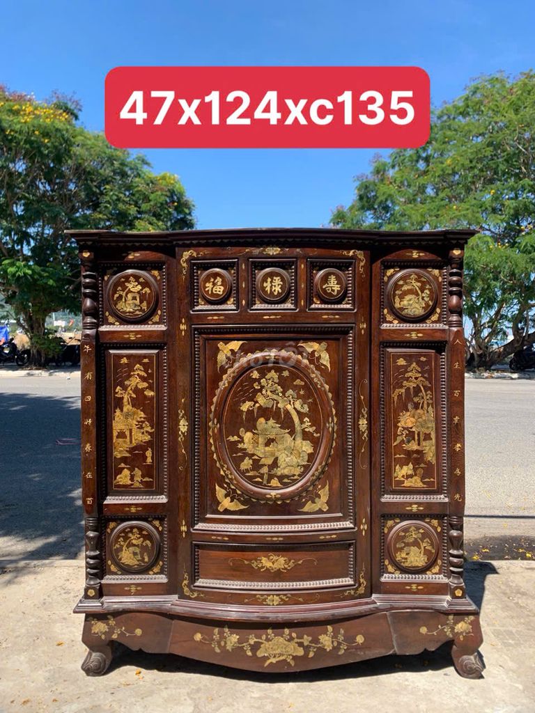 Tủ thờ cẩn đẹp gỗ 47x124x135cm. Mua bán Tủ, kệ gia đình tại Quận Sơn Trà Đà Nẵng được đăng bởi THẾ GIỚI ĐỒ CŨ ĐÀ NẴNG hình 1