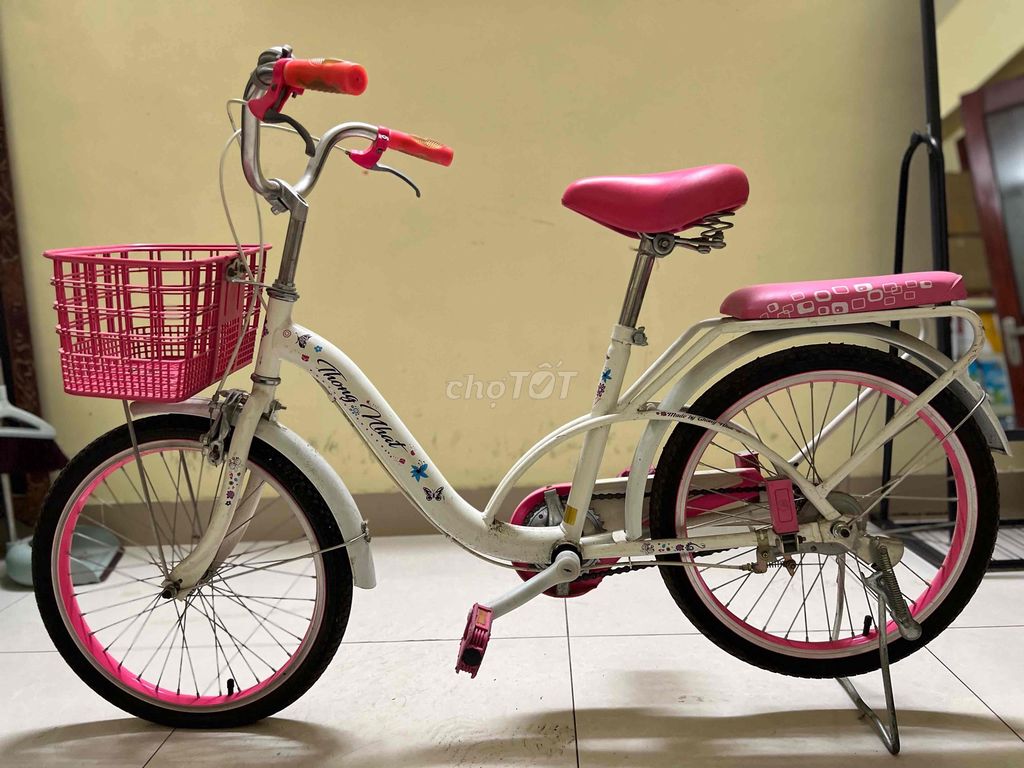 Xe đạp Thống Nhất Nữ khung Thép. Mua bán Xe đạp tại Quận Ba Đình Hà Nội được đăng bởi a hùng hình 1