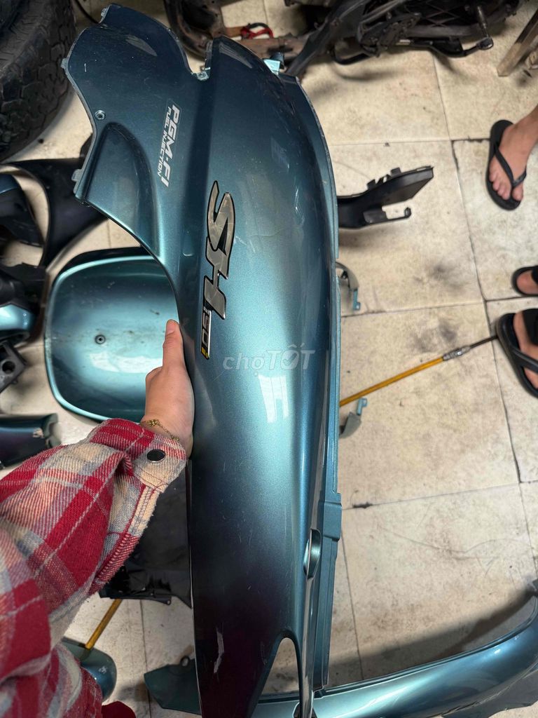 thanh lý áo sh2008 2tr (có bán lẻ) trắng , đen ,đo. Mua bán Phụ tùng xe tại Quận Bình Tân Tp Hồ Chí Minh được đăng bởi tho nguyen hình 3