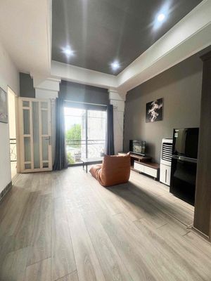 chính chủ cho thuê phòng y hình 50m2 CMT8 q3