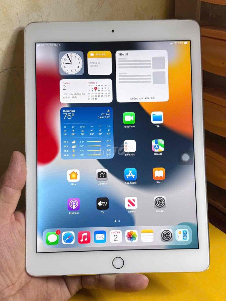 iPad Air 2 64GB bản dùng sim (giá 1400k). Mua bán Máy tính bảng tại Quận Tân Bình Tp Hồ Chí Minh được đăng bởi Chuyên Bán Đồ 2hand hình 1