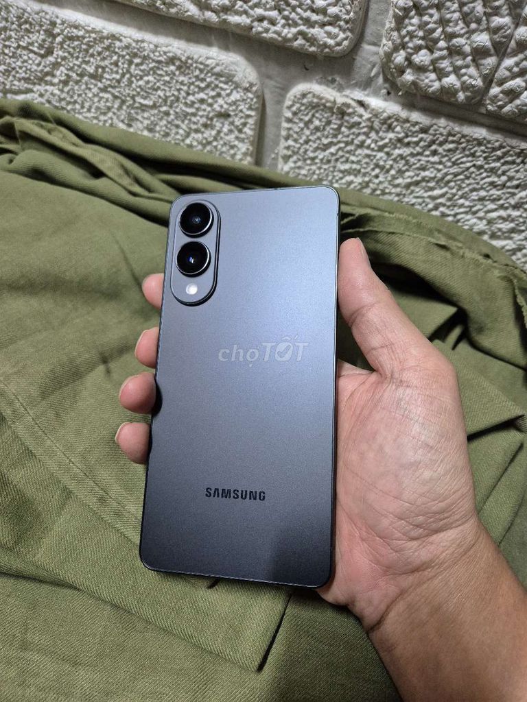 Samsung S25 Edge 12GB 512GB Hàn Quốc. Mua bán Điện thoại tại Thành phố Bắc Ninh Bắc Ninh được đăng bởi Ngo Van Hieu hình 1