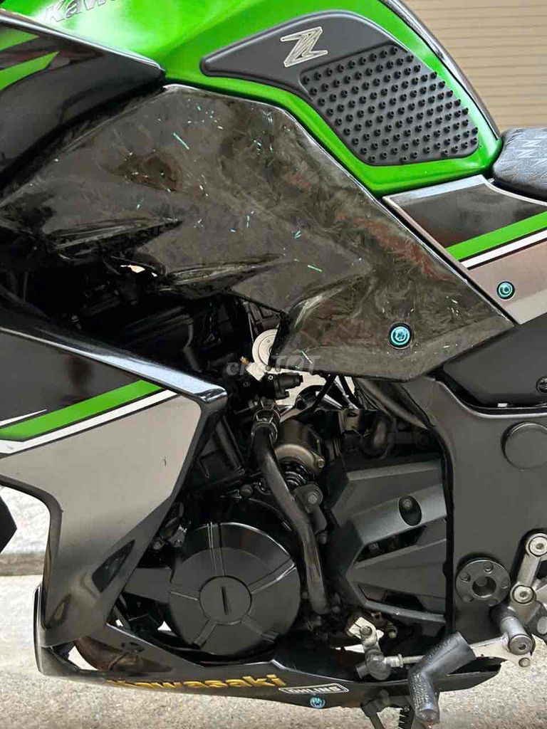 Kawasaki Z 300 abs  2018  biển 29- xe đẹp chạy ít. Mua bán Xe máy tại Quận Cầu Giấy Hà Nội được đăng bởi Tong motor xe may hình 5