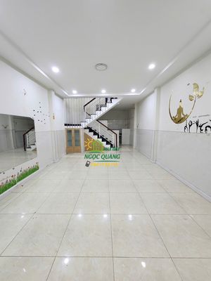 NHÀ SHR ĐƯỜNG NGUYỄN THỊ HUÊ, GẦN BẾN XE NGÃ TƯ AN SƯƠNG