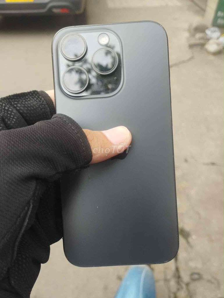 bán 15pro nguyên zin có khay sim. Mua bán Điện thoại tại Quận Hai Bà Trưng Hà Nội được đăng bởi Dương Hải Đăng hình 1