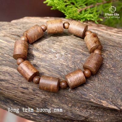 VÒNG TAY TRẦM HƯƠNG TẠI QUẢNG XƯƠNG - THANH HOÁ. Mua bán Phụ kiện thời trang khác tại Thành phố Vinh Nghệ An được đăng bởi Phong Thủy Phan Gia
