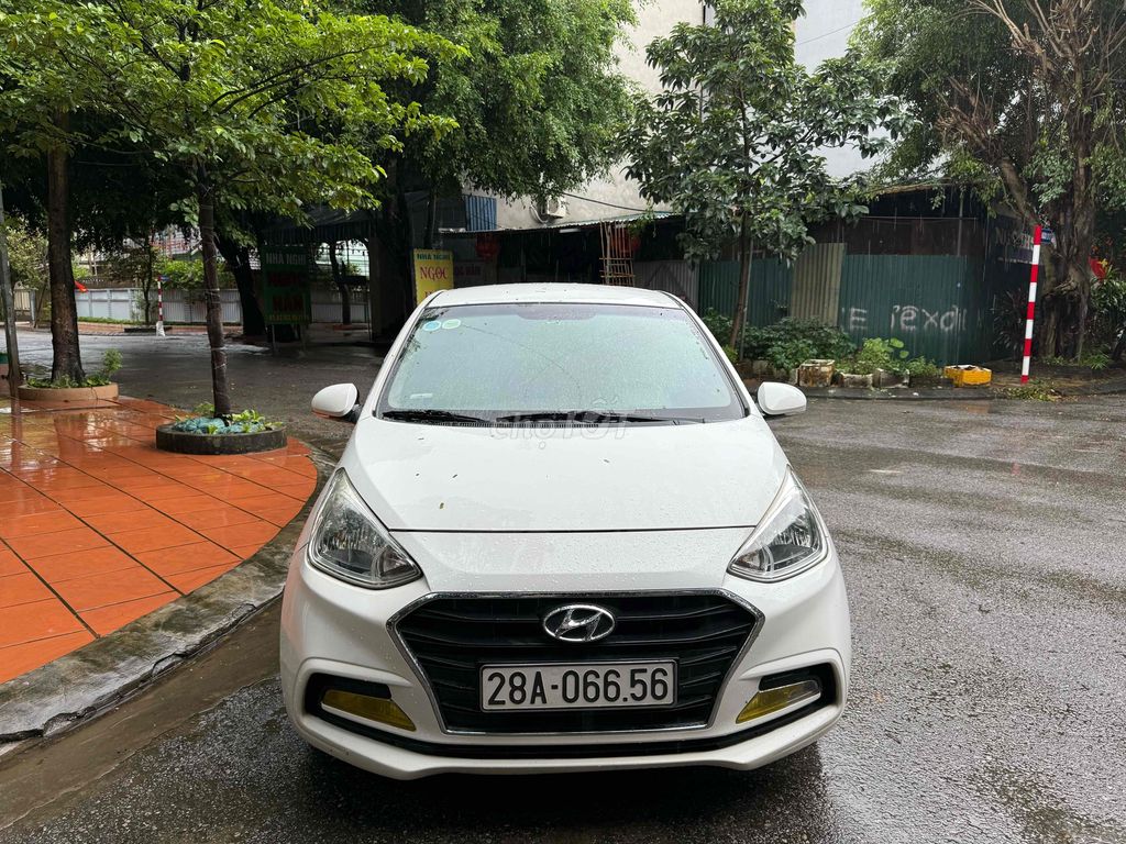 Hyundai Grand i10 2018 Sedan 1.2 MT - 120000 km. Mua bán Ô tô tại Thành phố Hòa Bình Hòa Bình được đăng bởi Bạch Vân Long hình 1