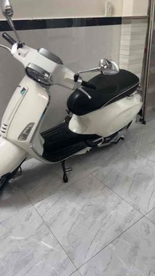 Vespa Piaggio 2019, màu trắng. Mua bán Xe máy tại Quận 11 Tp Hồ Chí Minh được đăng bởi nguyen thanh tam