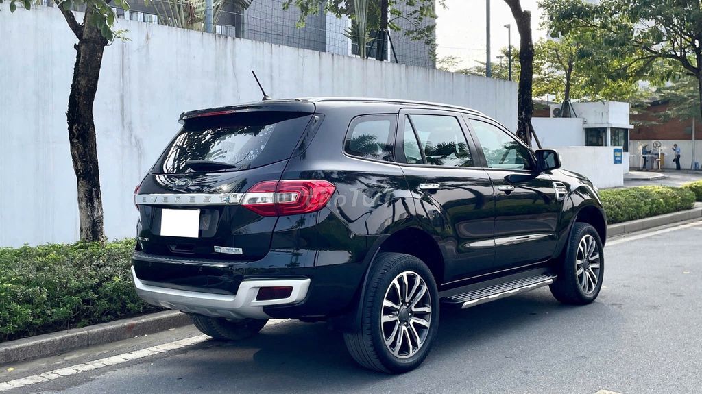 Ford Everest 2020 bản cao cấp 1 cầu giá 8xx. Mua bán Ô tô tại Quận Bắc Từ Liêm Hà Nội được đăng bởi Trung Auto 26 Phạm Văn Đồng hình 2