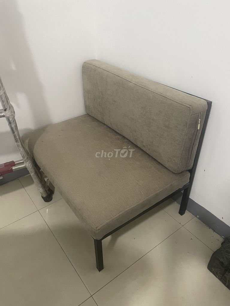 Ghế sofa Vải Nâu 1m Đơn giản. Mua bán Bàn ghế tại Quận Tây Hồ Hà Nội được đăng bởi Nguyễn văn hào hình 1