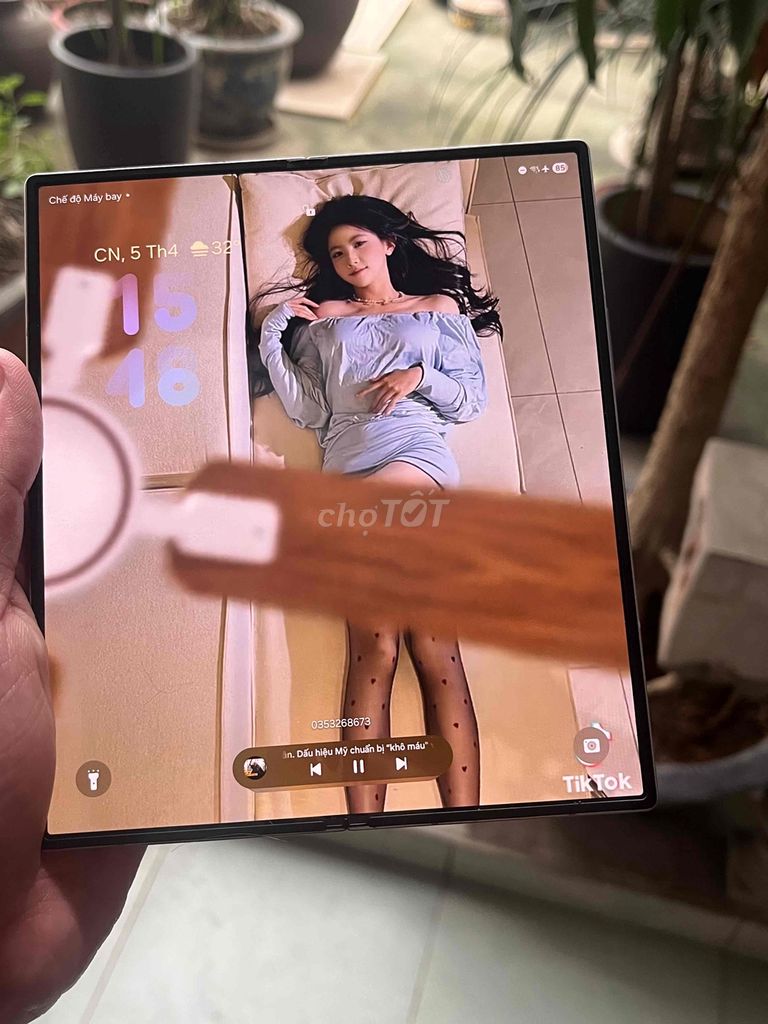 Samsung Z Fold 6 Xám Đã sử dụng. Mua bán Điện thoại tại Quận Thanh Xuân Hà Nội được đăng bởi Nguyễn Đức Nhật hình 1