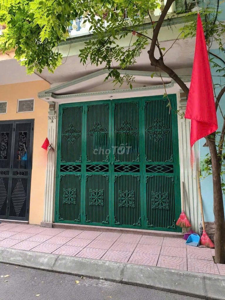 Cho thuê nhà 30m2 x 5 tầng, 6PN, 4VS, ô tô tránh nhau, Hồ Tùng Mậu