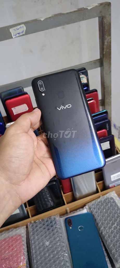 Vivo Y93, ram 4gb, 2sim. Mua bán Điện thoại tại Quận Gò Vấp Tp Hồ Chí Minh được đăng bởi A LONG   nhận thanh toán THẺ TÍN DỤNG hình 1