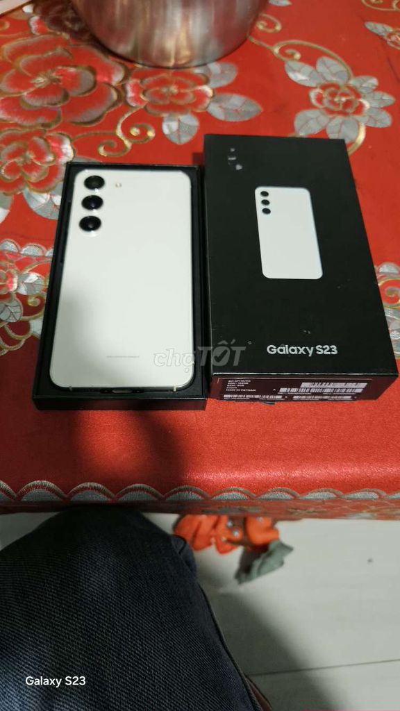 Samsung Galaxy S23 8GB/128GB Trắng. Mua bán Điện thoại tại Thị xã Bến Cát Bình Dương được đăng bởi Quang Minh hình 1