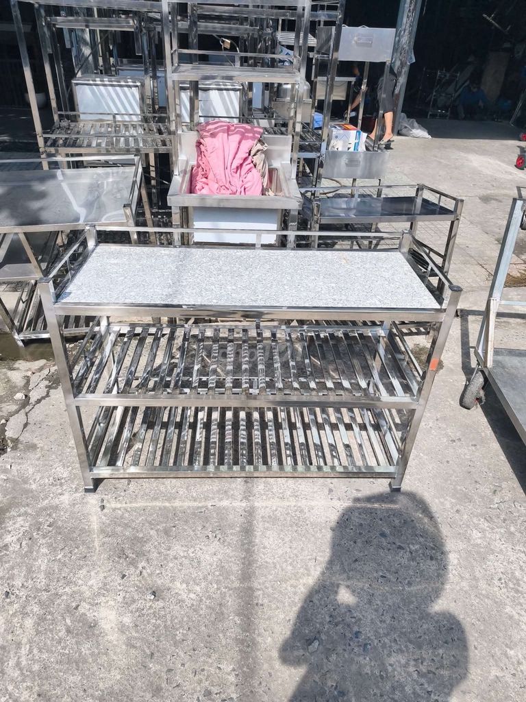Kệ bếp Inox mặt Đá. Mua bán Tủ, kệ gia đình tại Quận Tân Bình Tp Hồ Chí Minh được đăng bởi Lieuxanh hình 1