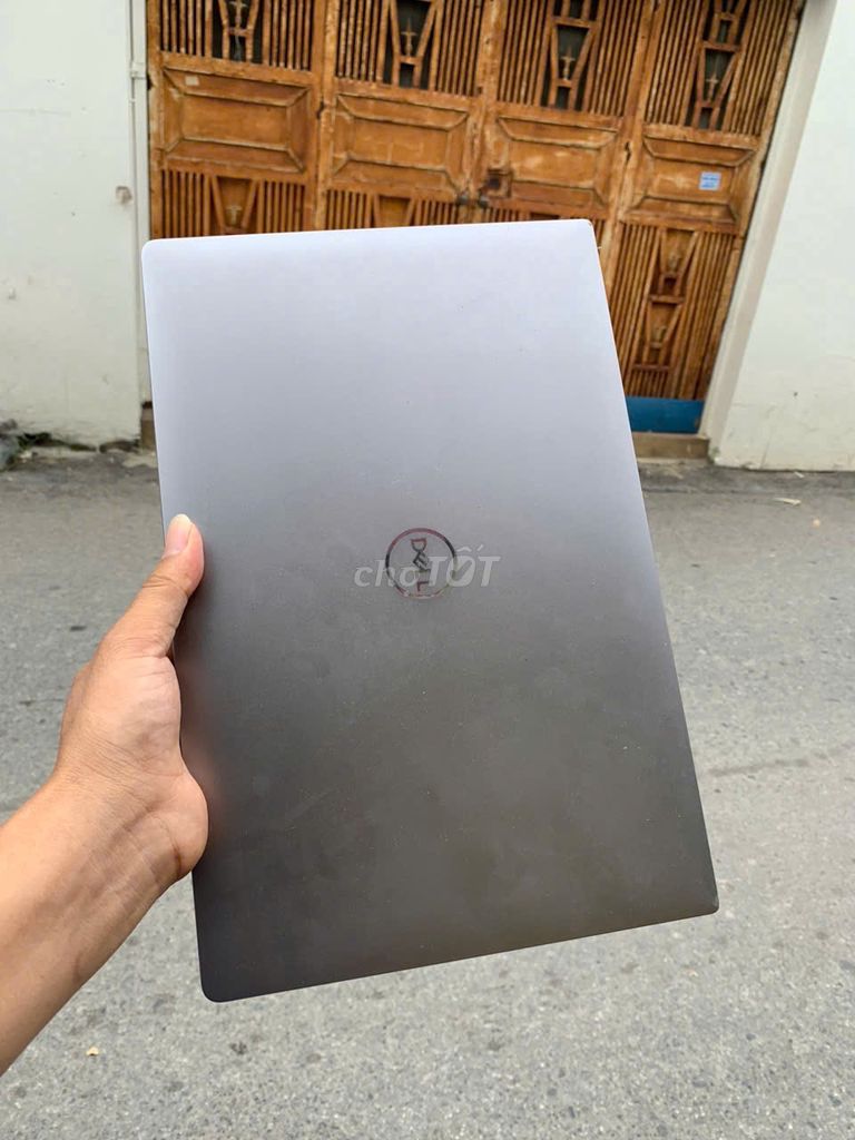 Dell Precision 5540 i5-9400H 15.6 inch 8GB/256GB. Mua bán Laptop tại Huyện Quế Võ Bắc Ninh được đăng bởi Luân hình 1