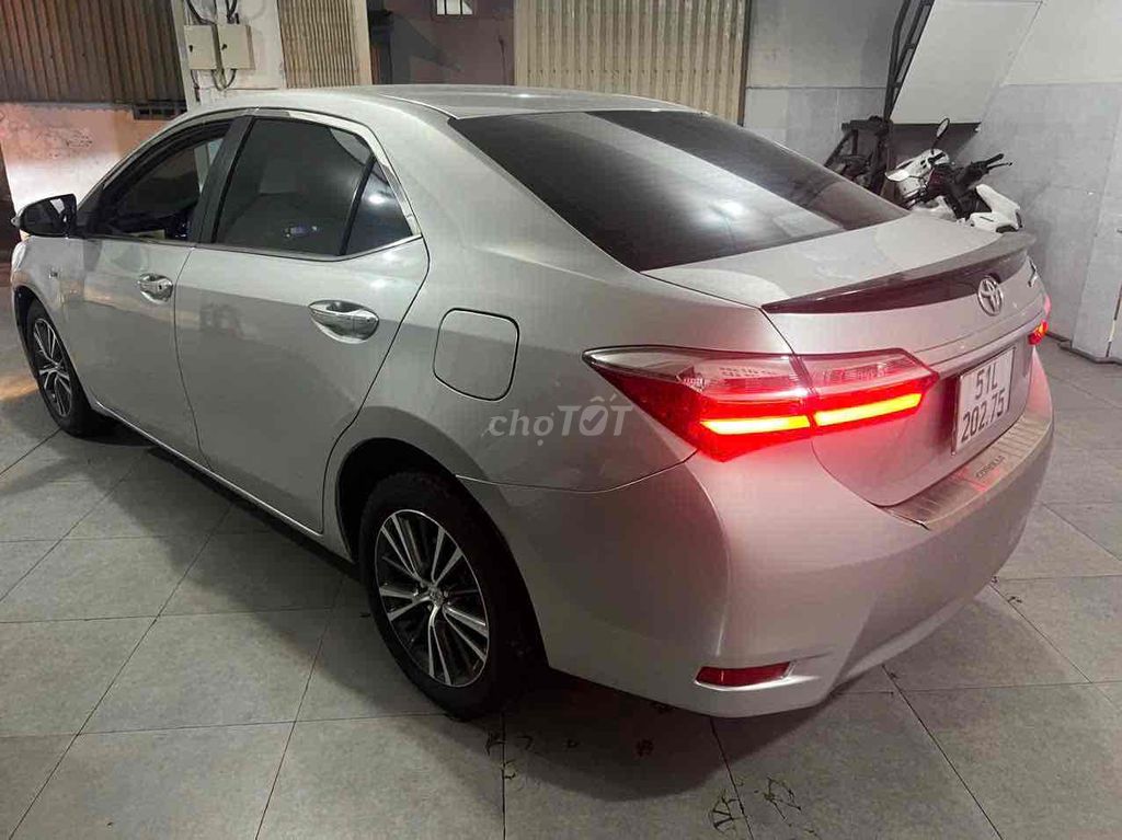 Toyota Corolla Altis 2018 1.8G CVT - 114000 km. Mua bán Ô tô tại Quận 11 Tp Hồ Chí Minh được đăng bởi Bui Cuong  hình 3