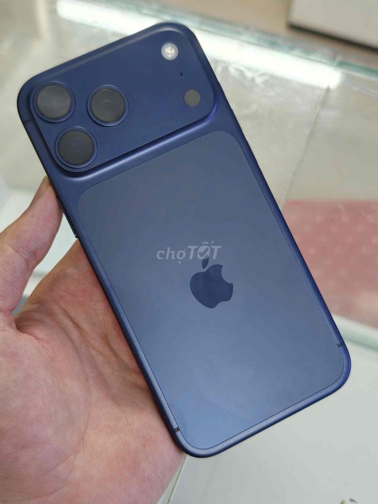 Iphone 17 pro max chính hãng bán hoặc giao lưu. Mua bán Điện thoại tại Thành phố Phủ Lý Hà Nam được đăng bởi Đức hình 1