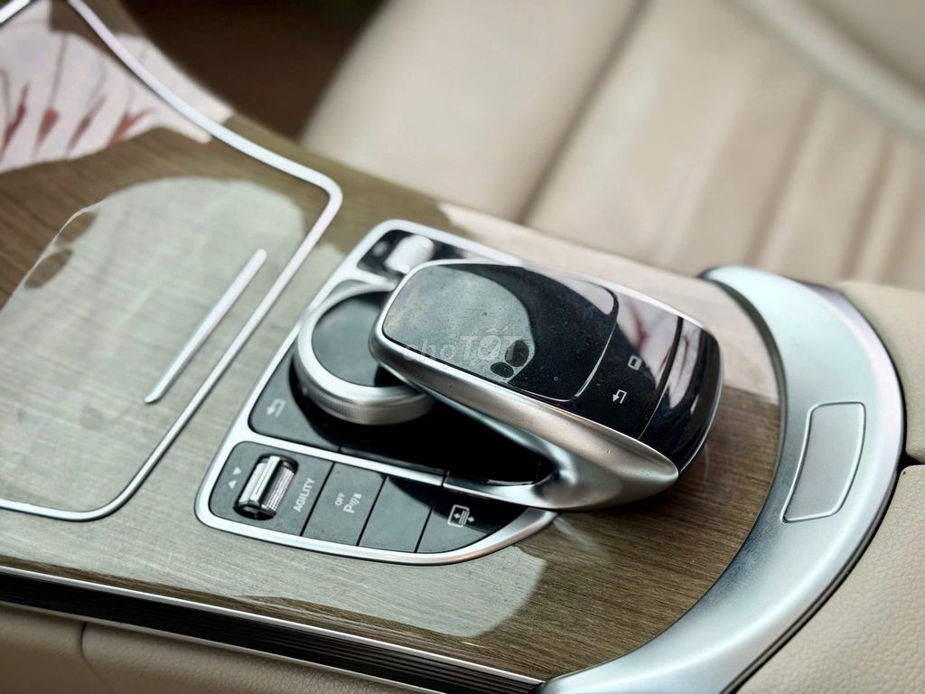 Mercedes-Benz C250 Exclusive 2016. Mua bán Ô tô tại Quận Thanh Xuân Hà Nội được đăng bởi Nguyễn Tuấn Hoàng hình 10