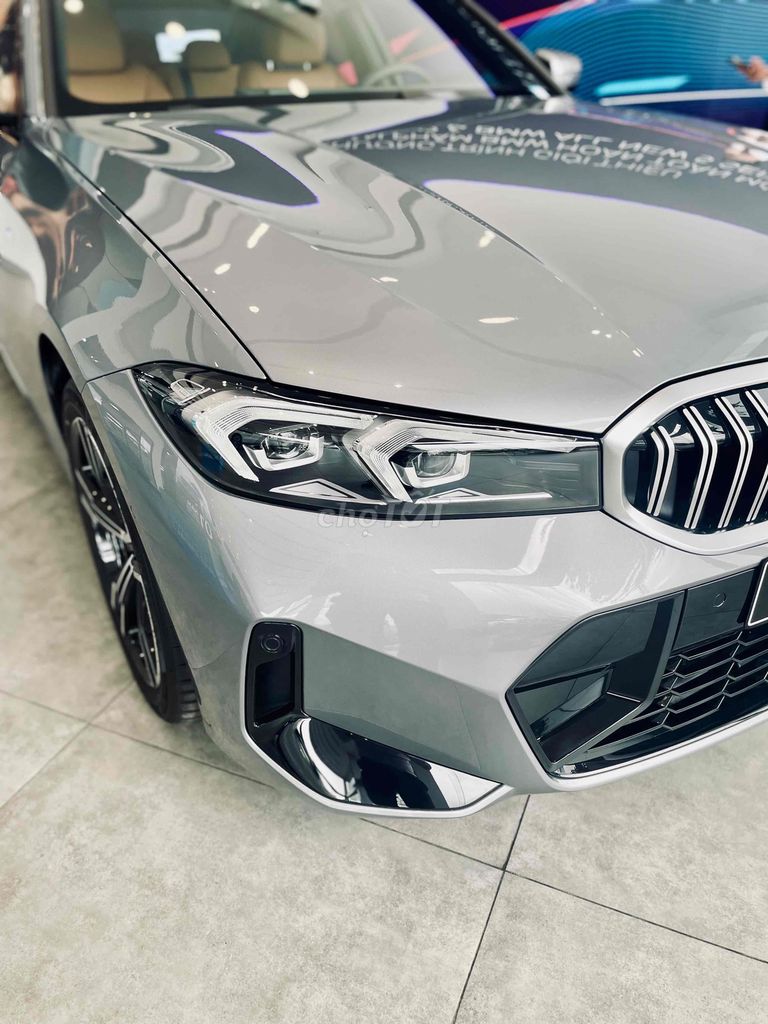 BMW 3 Series 2025 320i M Sport. Mua bán Ô tô tại Quận Bình Tân Tp Hồ Chí Minh được đăng bởi Hồ Nhật Anh hình 8