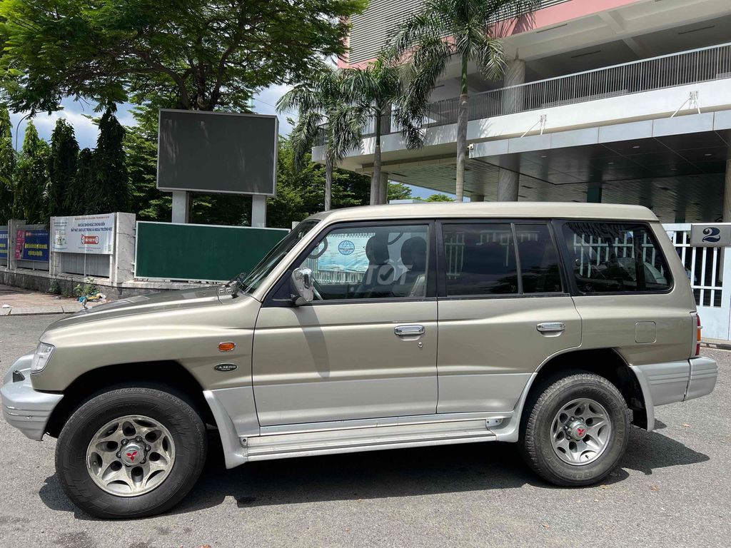 Mitsubishi Pajero 20*** km. Mua bán Ô tô tại Quận 11 Tp Hồ Chí Minh được đăng bởi Nam hình 3