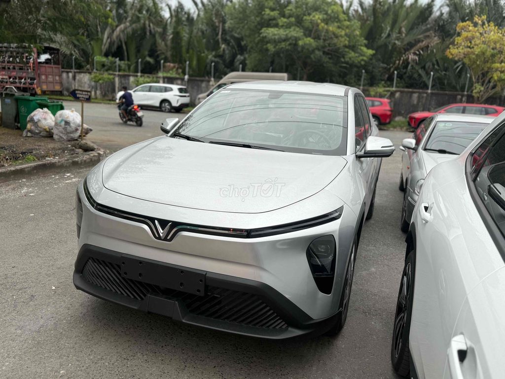 LIMO 7 CỰC KÌ RỘNG RÃI+90TR NHẬN XE NGA+SẲN ĐỦ MÀU. Mua bán Ô tô tại Huyện Củ Chi Tp Hồ Chí Minh được đăng bởi KỲ hình 1