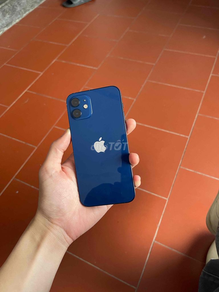 Apple iPhone 12 64GB Xanh dương. Mua bán Điện thoại tại Huyện Sông Lô Vĩnh Phúc được đăng bởi BCMC2026 hình 1