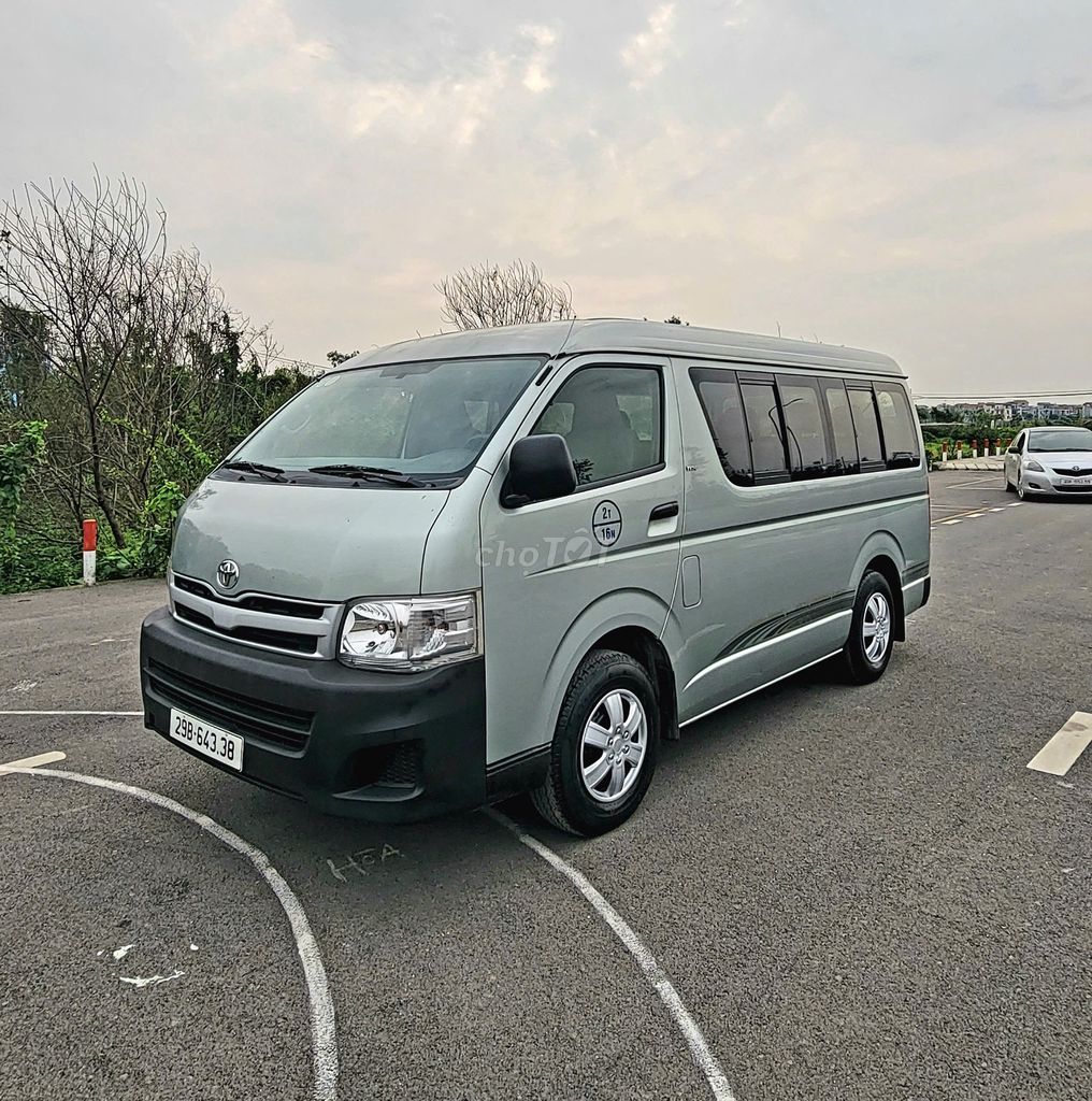 Bán Toyota Hiace 16 chỗ đời 2011,máy Xăng phom mới. Mua bán Ô tô tại Huyện Đông Anh Hà Nội được đăng bởi siêu thị ô tô Nhật Bắc hình 3