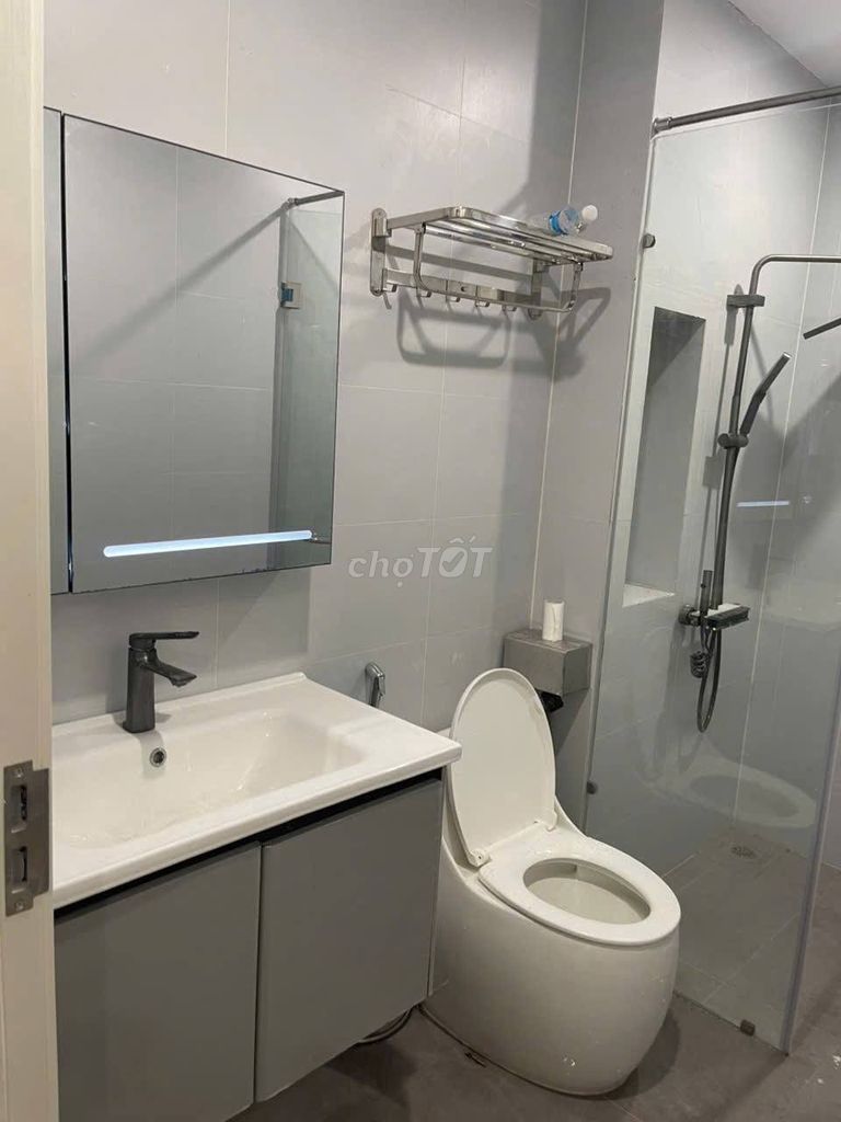 Квартира Vin3 в зоне Thời Đại, 2 спальни, с мебелью