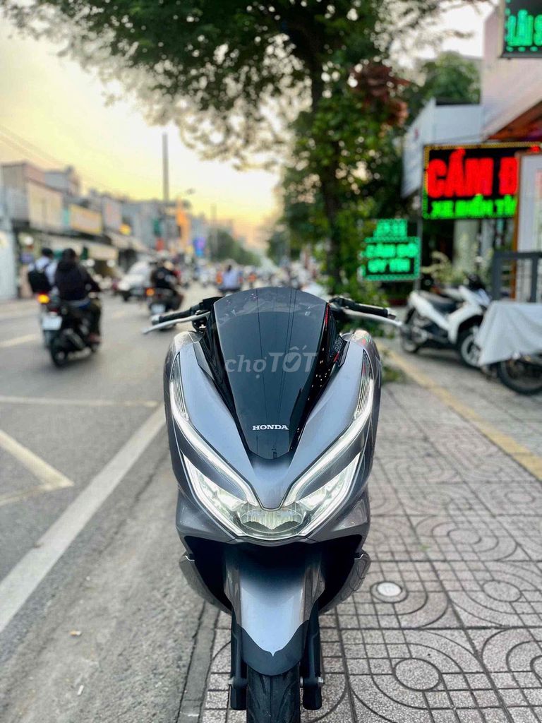❤️Honda PCX 125 2018, Biển Vip 88883, CÓ GÓP. Mua bán Xe máy tại Quận 8 Tp Hồ Chí Minh được đăng bởi Tấn Đạt hình 2