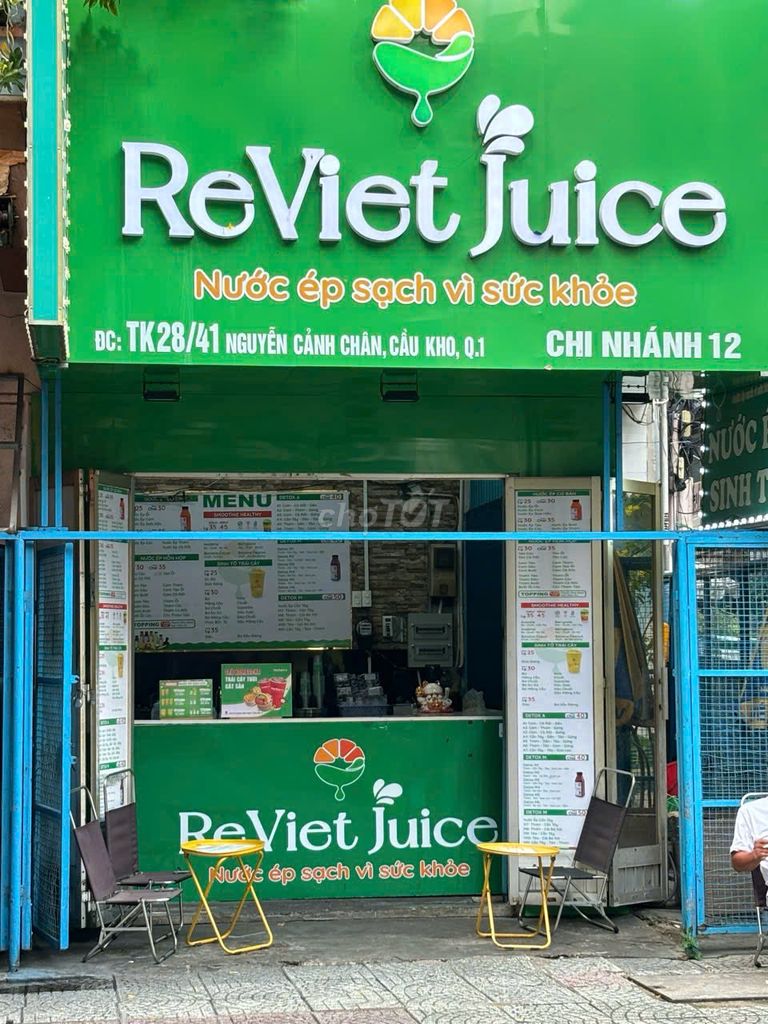 Tuyển 3 Nữ NV Nước Ép ReViet Juice - Quận 1