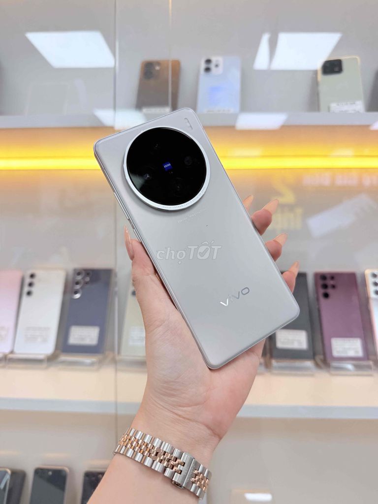 VIVO X100S-Bản 12/256G-Màu Titan-Sẵn TV-Cực Chất. Mua bán Điện thoại tại Thành phố Biên Hòa Đồng Nai được đăng bởi Mobile Di Động Biên Hoà hình 1