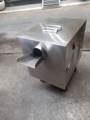 Máy cắt rau củ quả. Mua bán Đồ chuyên dụng, Giống nuôi trồng tại Quận 1 Tp Hồ Chí Minh được đăng bởi Anh Phát 