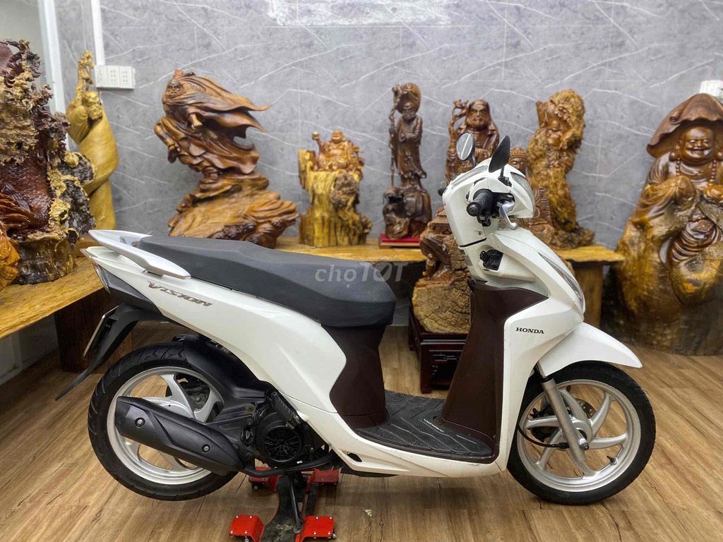 👉Vision chính chủ bstp máy zin, dàn áo đẹp keng. Mua bán Xe máy tại Quận 7 Tp Hồ Chí Minh được đăng bởi Xe Cũ Hiếu CT hình 6