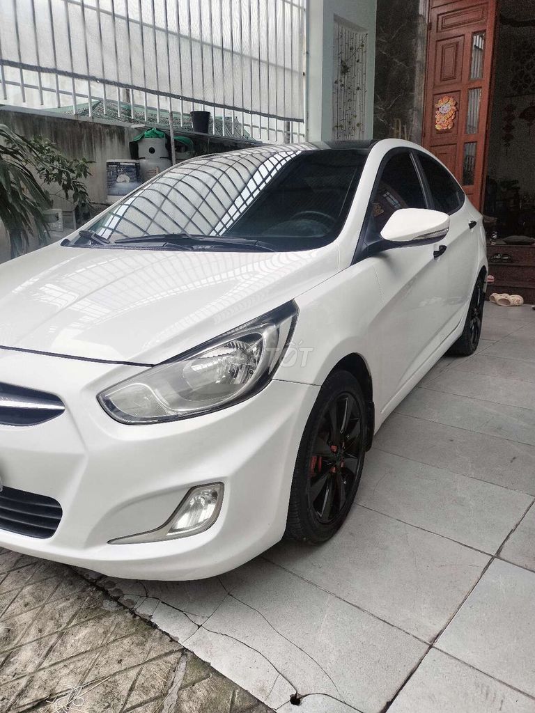Giá nào cũng bán Hyundai accent 2011 số tự động. Mua bán Ô tô tại Thành phố Biên Hòa Đồng Nai được đăng bởi Dương  hình 15