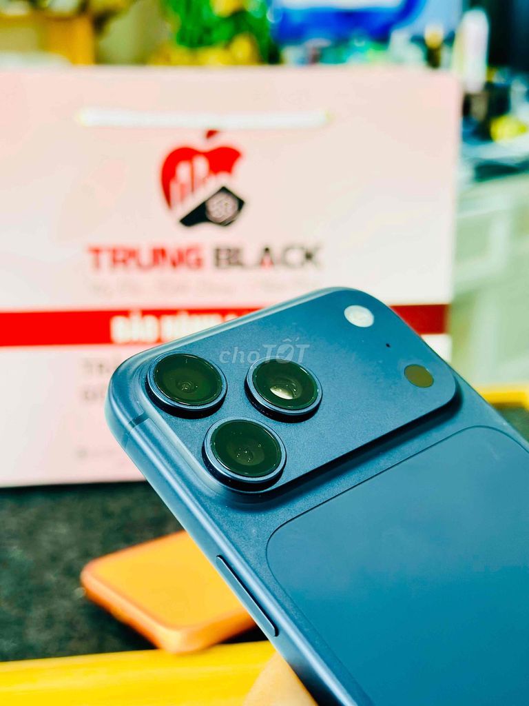 Apple iPhone 17 ProMax 256GB Xanh. Mua bán Điện thoại tại Thành phố Long Xuyên An Giang được đăng bởi Trung Black  hình 1